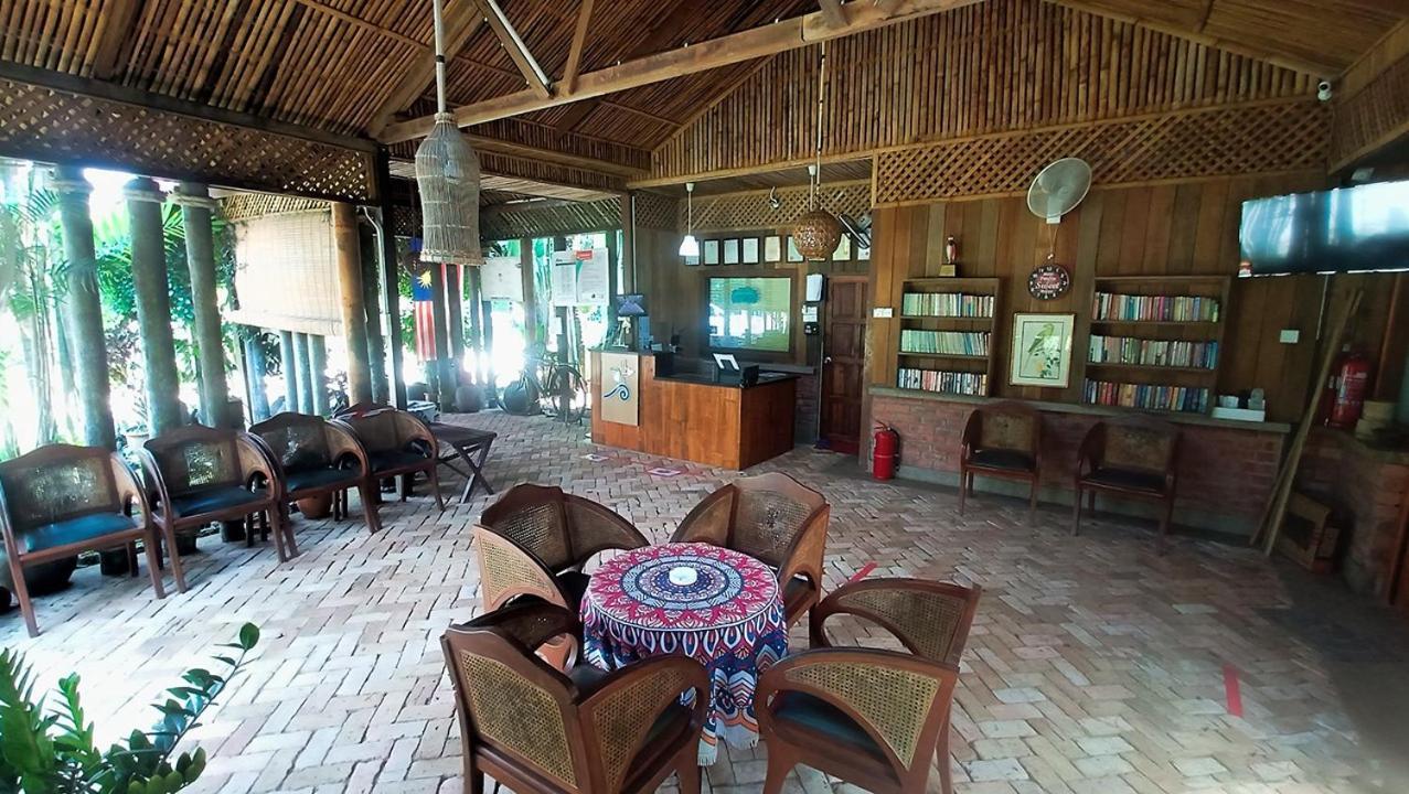 Tanjung Inn Kuantan Exteriör bild